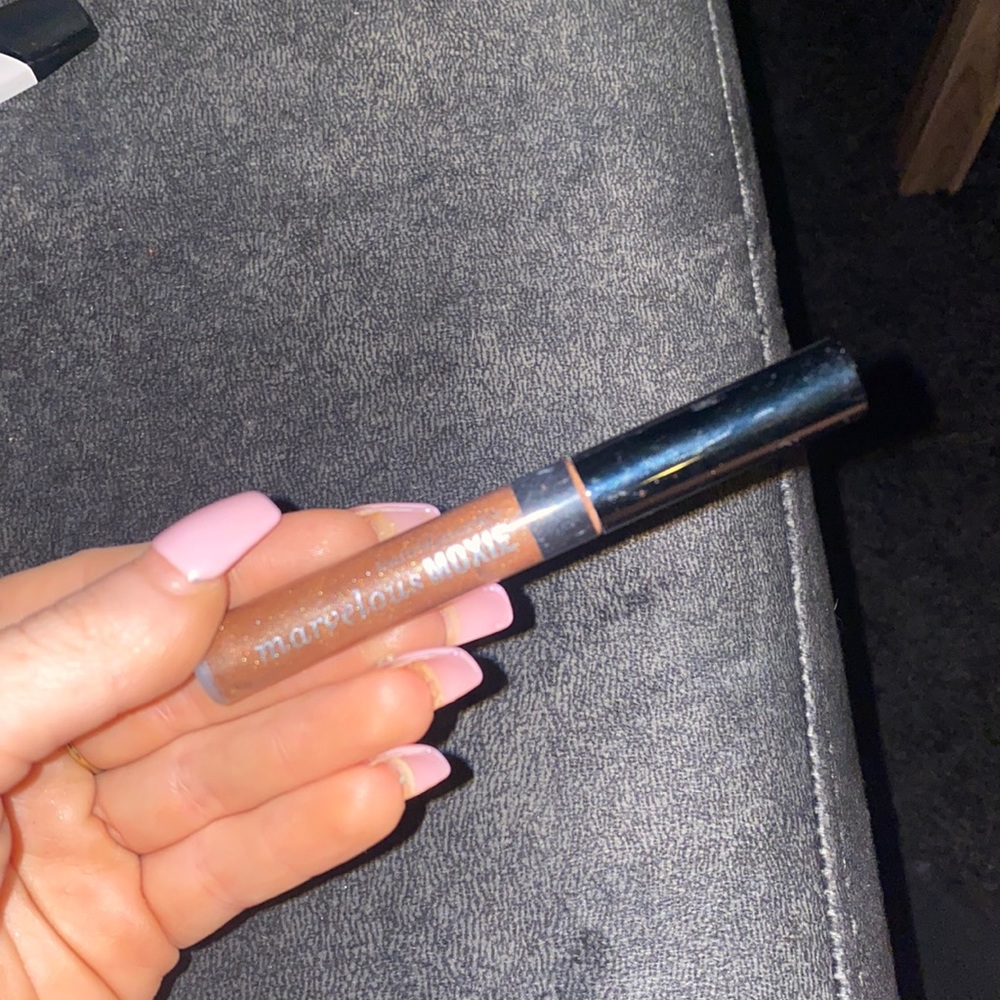 Bare minerals “ risk taker” lipglass